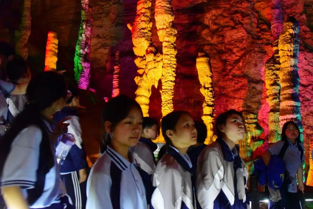 16926678884785825LTw.jpg 16926678884785825LTw.jpg